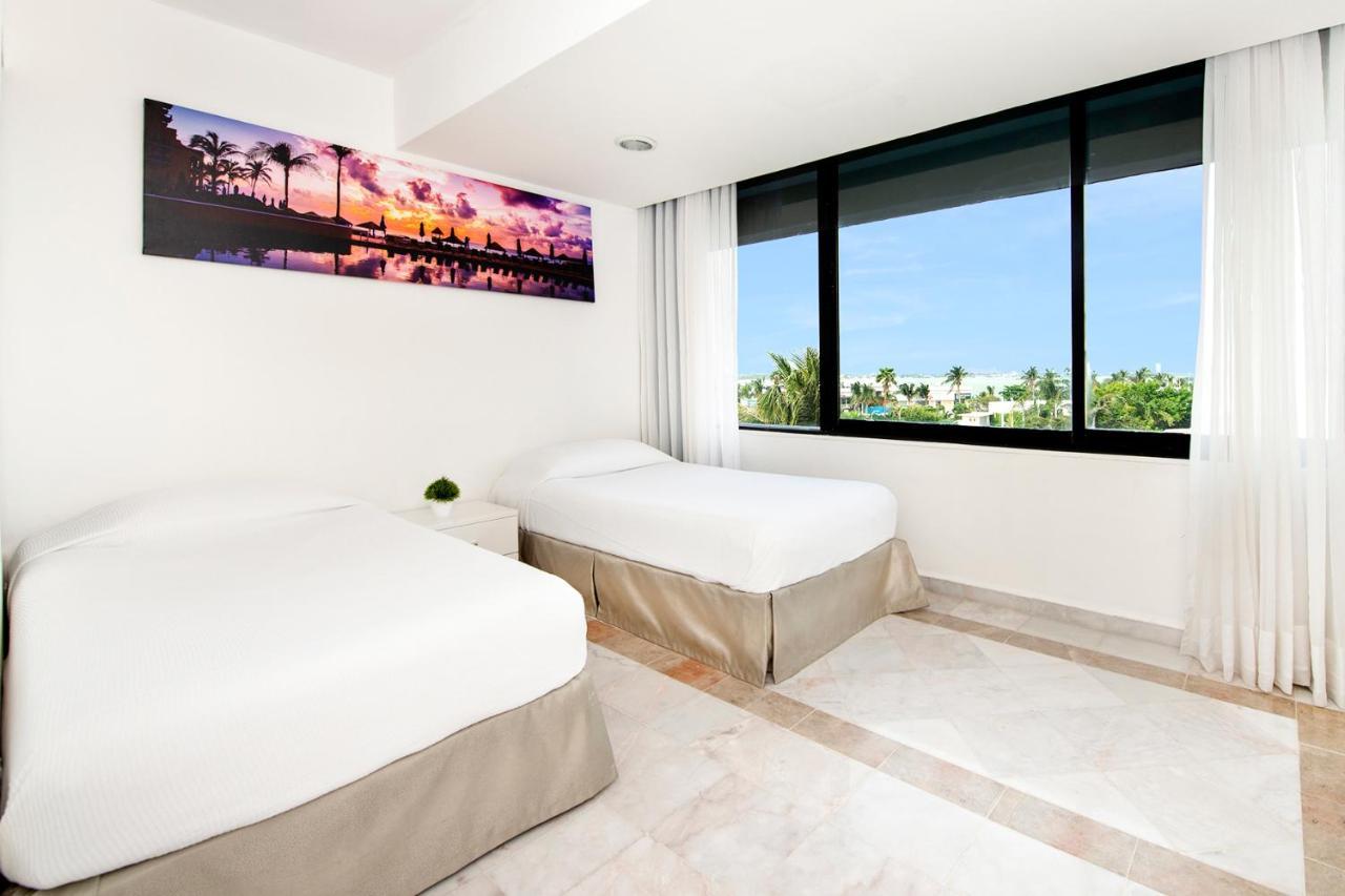 Condos In Prime Cancun Location Plus 3 Pools Exterior photo