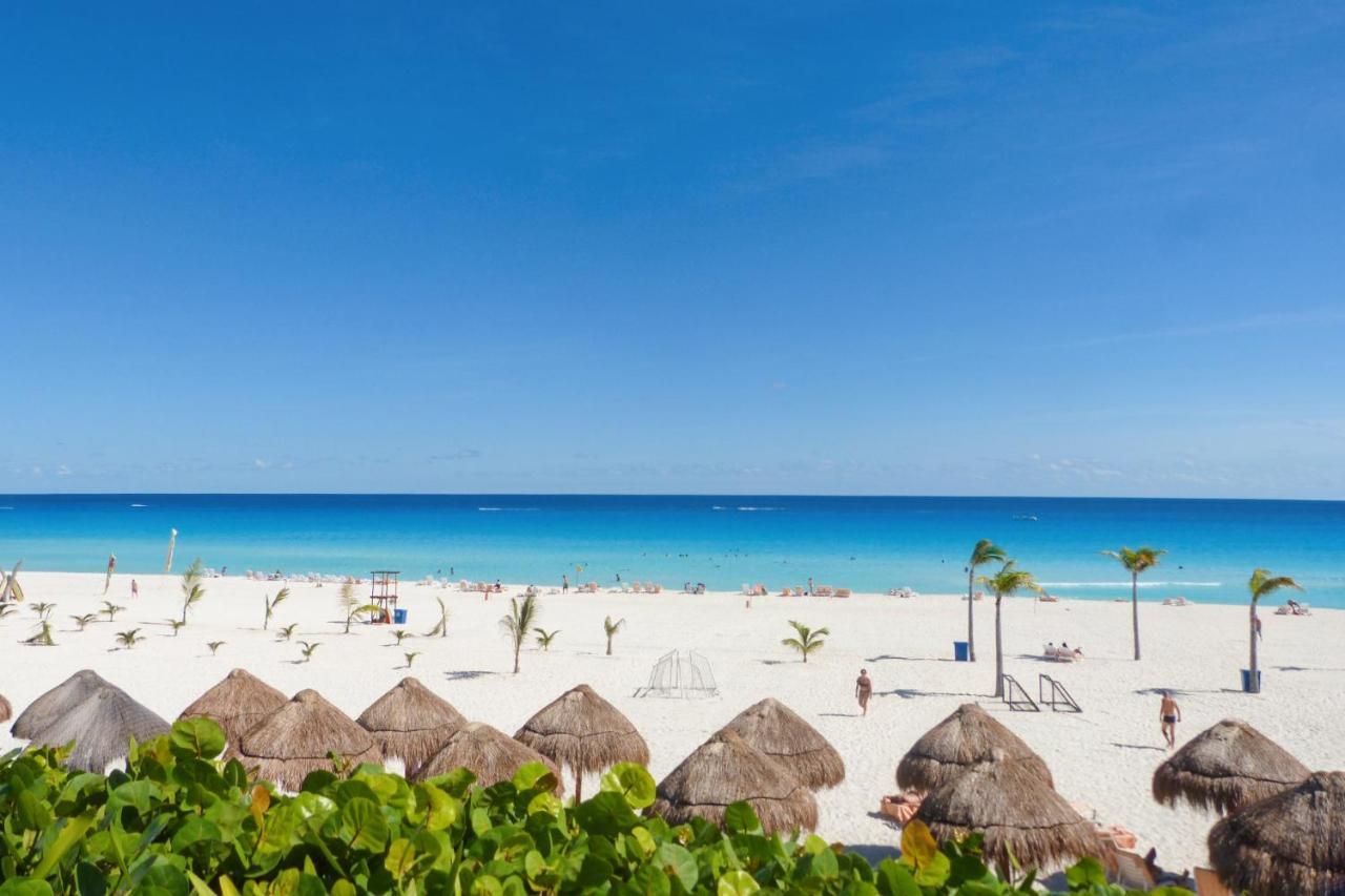 Condos In Prime Cancun Location Plus 3 Pools Exterior photo