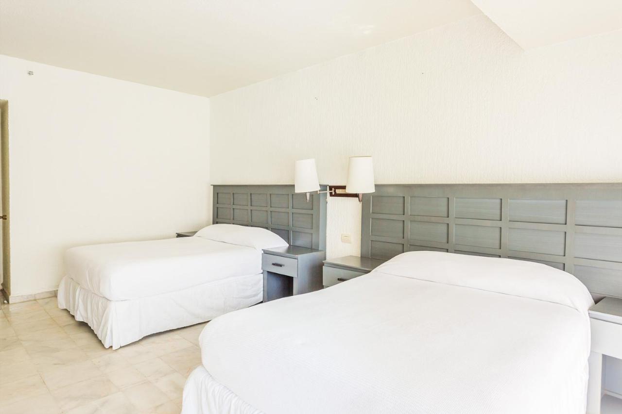 Condos In Prime Cancun Location Plus 3 Pools Exterior photo