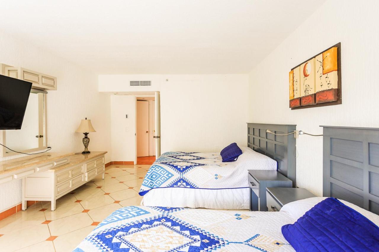 Condos In Prime Cancun Location Plus 3 Pools Exterior photo