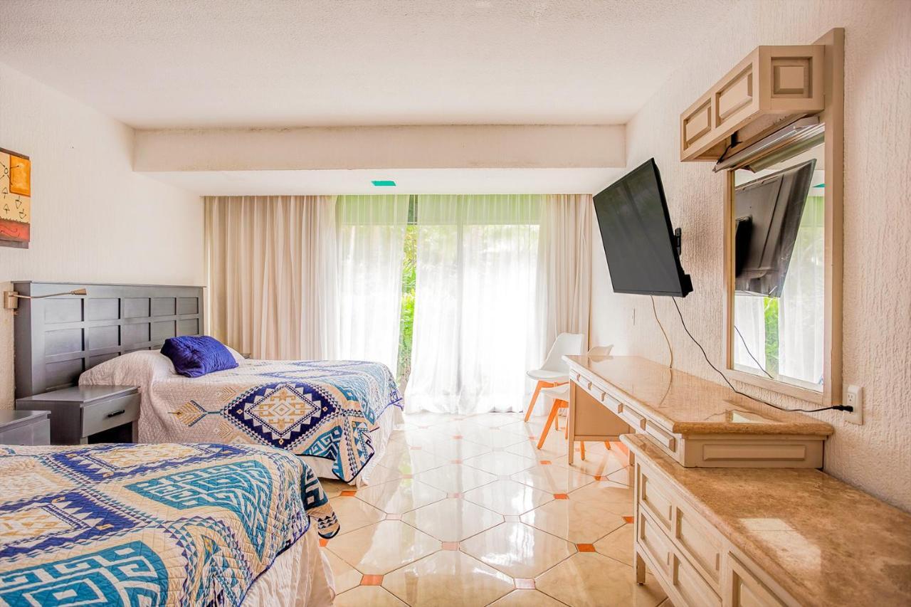 Condos In Prime Cancun Location Plus 3 Pools Exterior photo